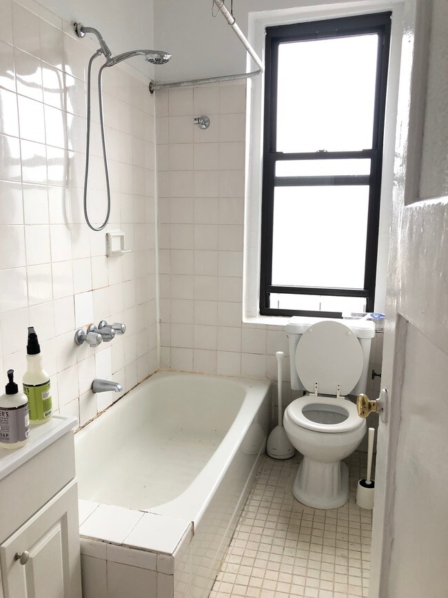 Foto del edificio - 364 93rd St