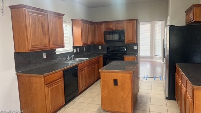 Foto del edificio - 1509 Weeping Willow Ln