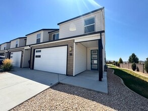 Building Photo - 2087 325 W