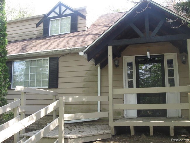 Foto del edificio - 27423 West 12 Mile Road