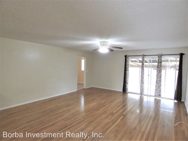Building Photo - 4 br, 2 bath House - 11566 E 168th Street