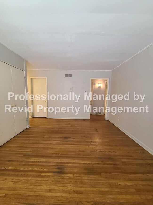 Foto del edificio - Spacious 3 Bedroom Home in Colonial Acres!