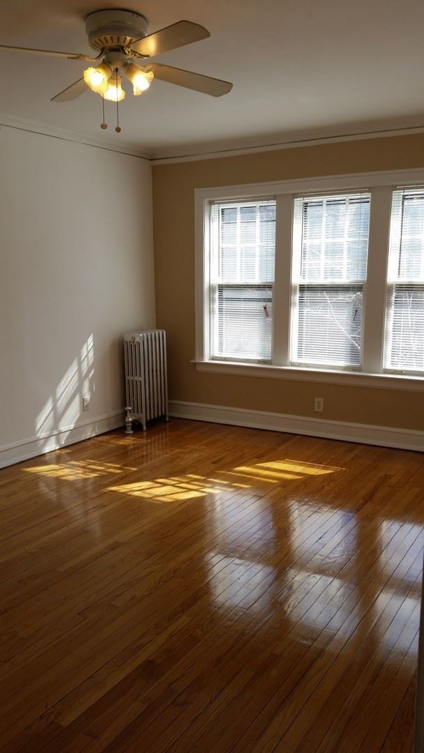 Foto del edificio - 4804 N Linder Ave