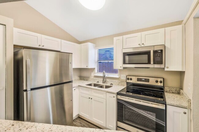 Building Photo - 8158 Virgo St