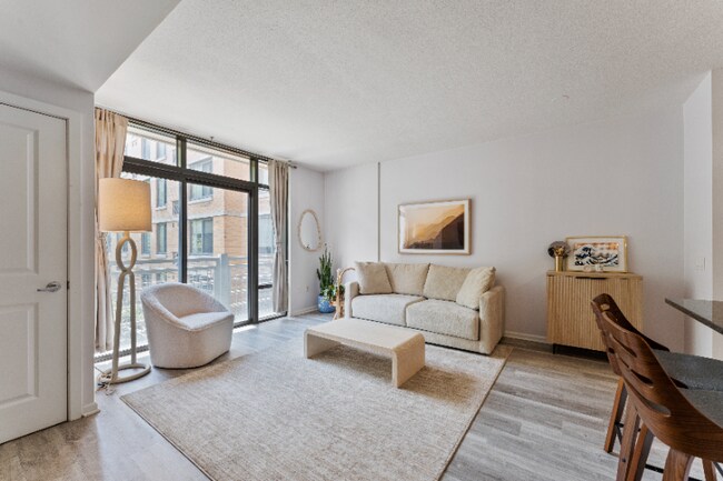 Foto del edificio - 440 L St NW