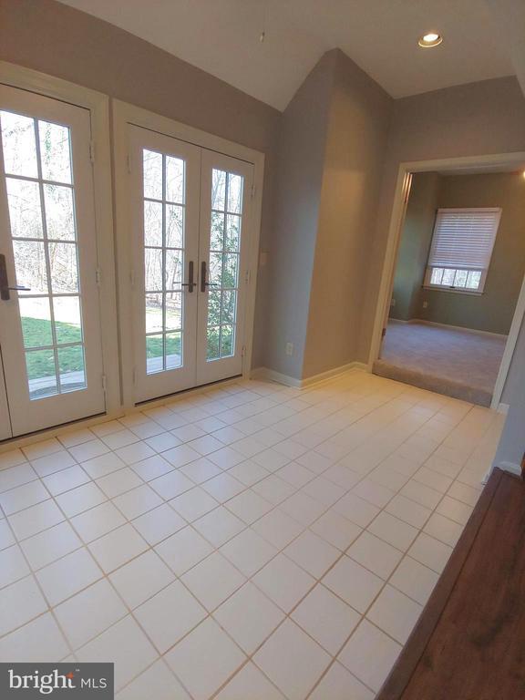 Foto del edificio - 2709 Summerview Way