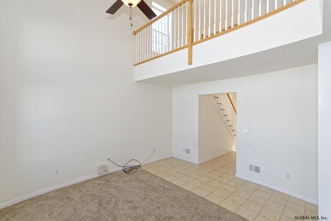 Foto del edificio - 615 Boght Rd