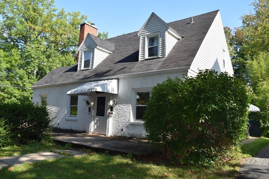 Primary Photo - 700 W Foster Ave