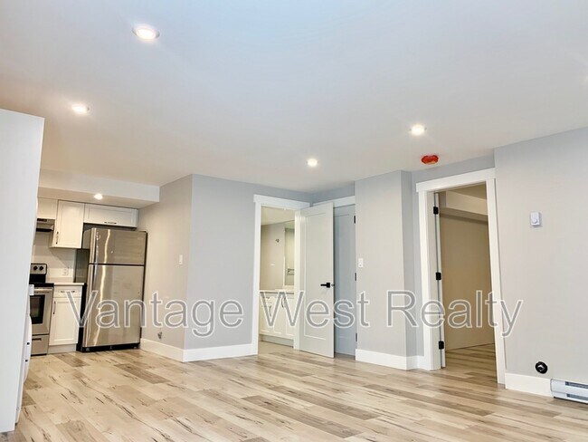 Photo du bâtiment - 1310-1310 Mine Hill Dr