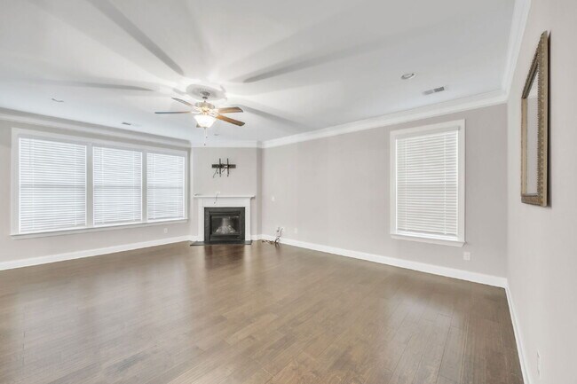 Foto del edificio - Spacious 5BR Home in Brookhaven in highly ...