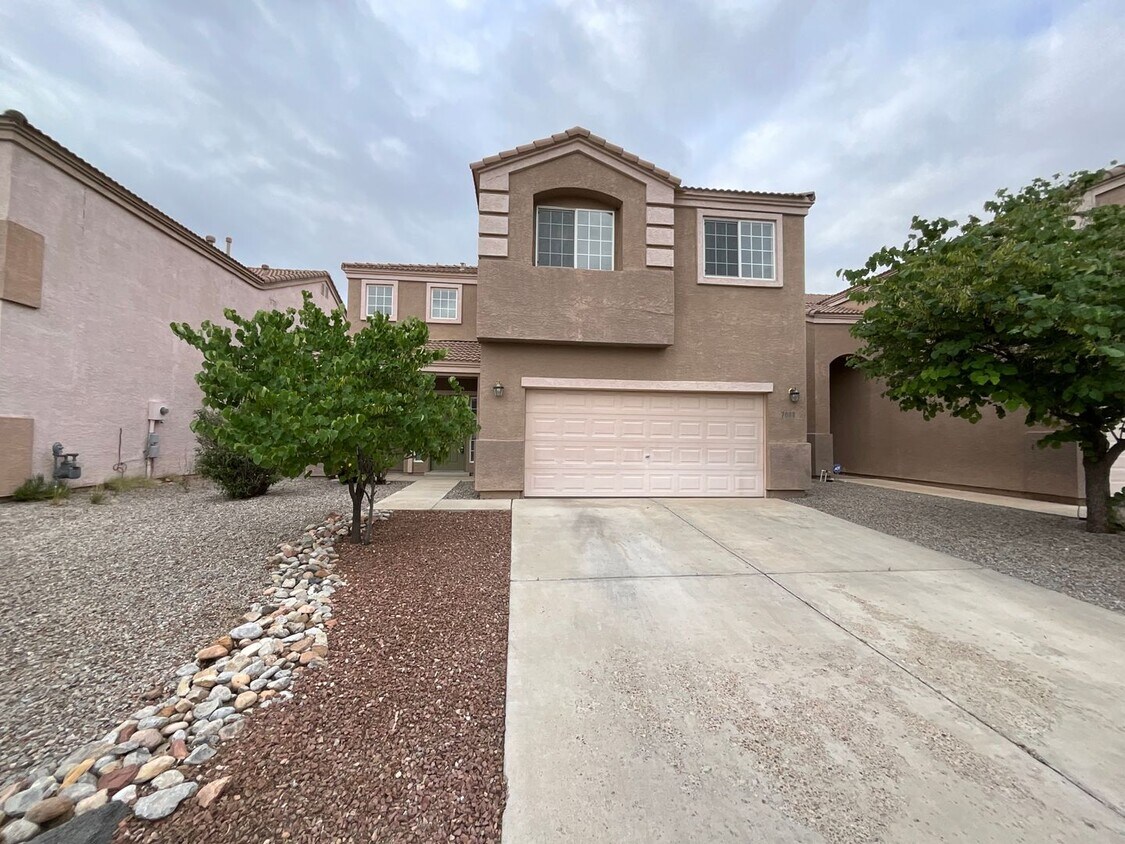 7008 Tree Line Ave NW, Albuquerque, NM 87114 House Rental in