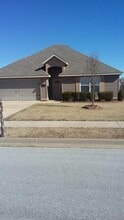 Building Photo - 5305 SW Remington Rd