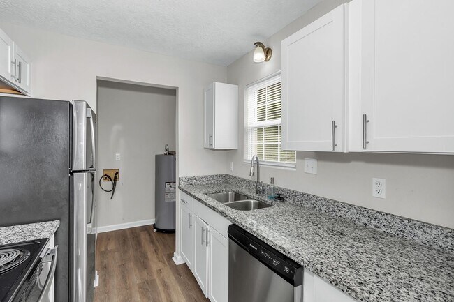 Foto del edificio - ~2114 Vandivere Rd