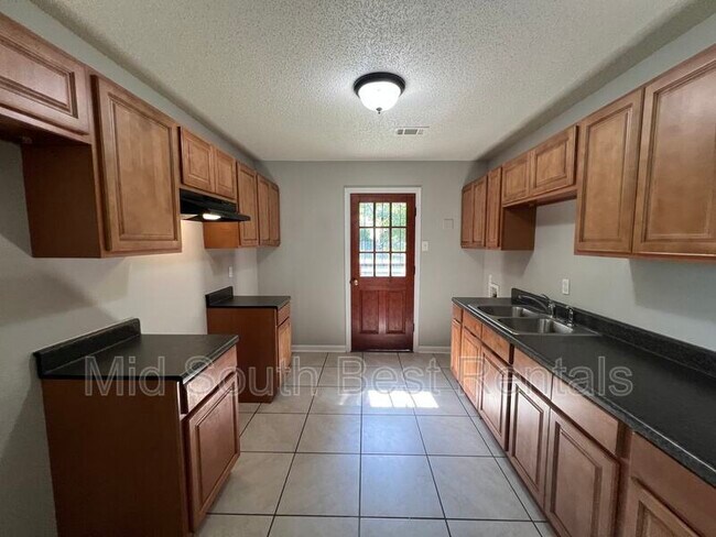 Foto del edificio - 3203 Winslow Rd