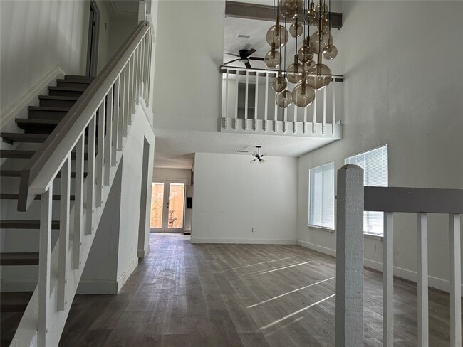 Building Photo - 6119 Dryad Dr