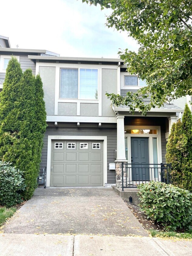 15127 SW Canyon Wren Way, Beaverton, OR 97007 House for Rent in