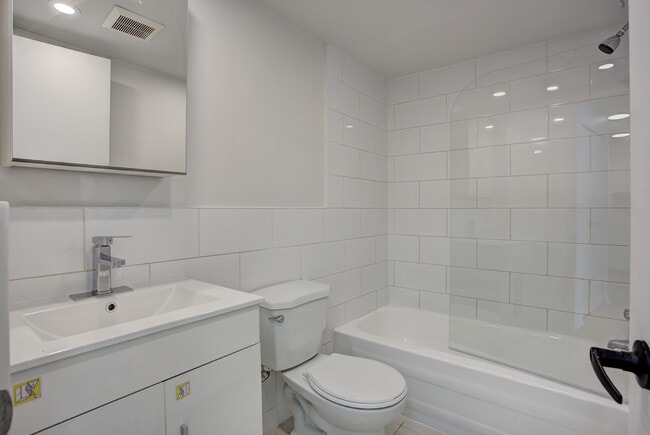 Floorplan - 1190 Rue Du Fort