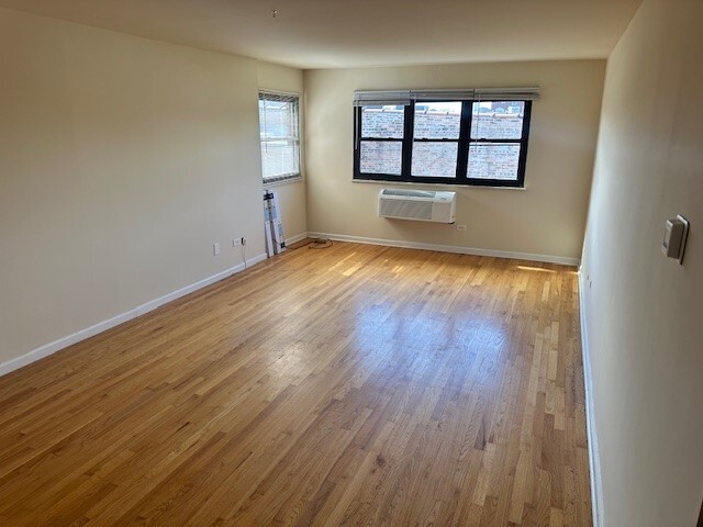 Photo - Greenview Apartments
