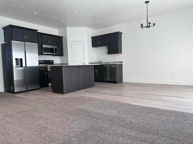 Building Photo - 250 W 1200 S