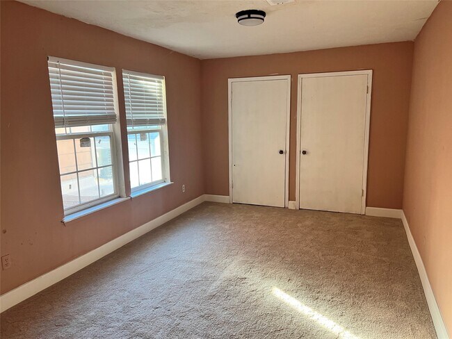 Foto del edificio - 12239 W Village Dr