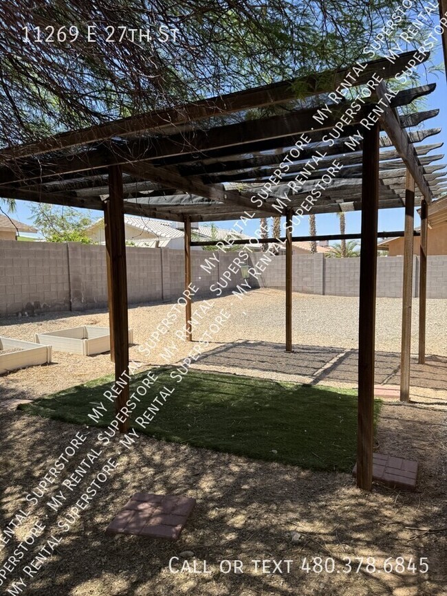 Foto del edificio - 11269 E 27th St