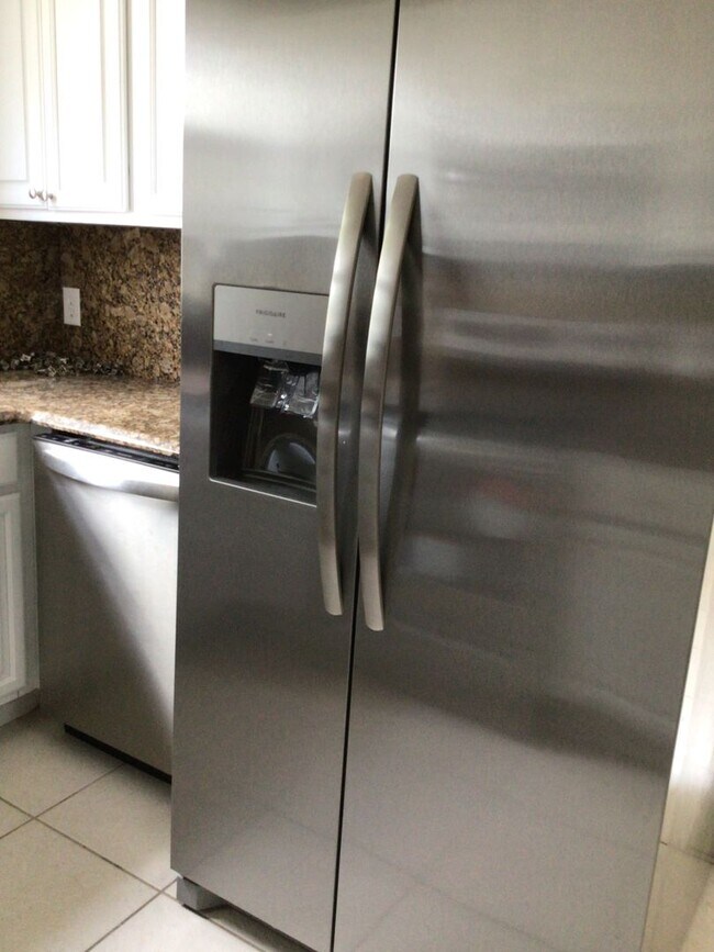 Foto del edificio - Magnolia Homes Town Home