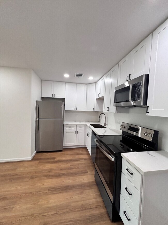 Foto del edificio - 9913 Porto Rico Rd