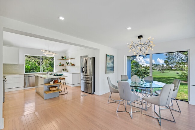 Photo - 667 NE 105th St House