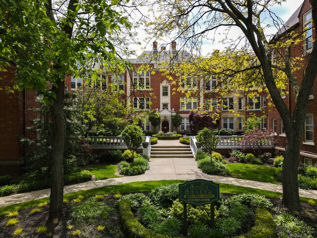 Foto del edificio - South Shaker Apartments