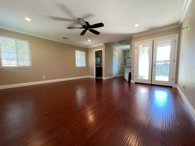 Building Photo - 415 Mendocino Dr