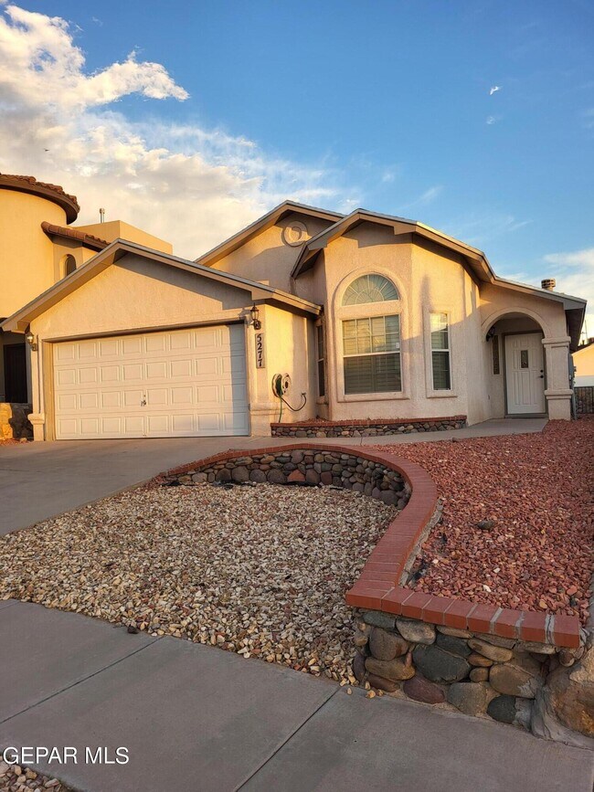 Building Photo - 5277 Jose Cardenas Ln