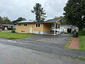 Building Photo - 57 Marlton Dr