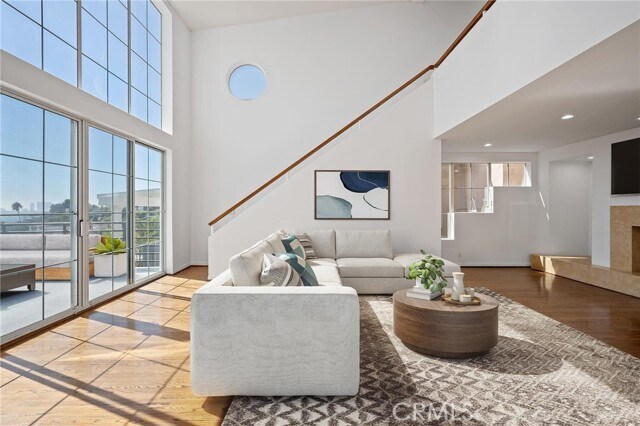 Foto del edificio - 8246 Woodshill Trail