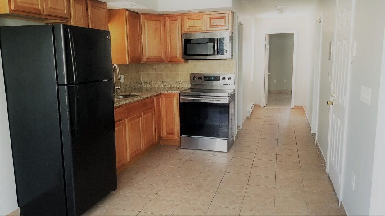 Primary Photo - 151 Princeton St