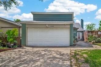 Building Photo - 11331 Oakcenter Dr