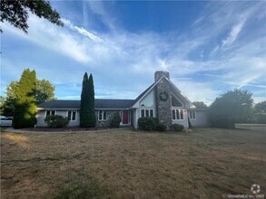 Building Photo - 6 Kingsley Dr