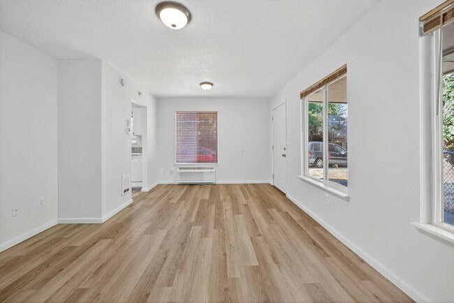 Foto del edificio - 505 NW D St