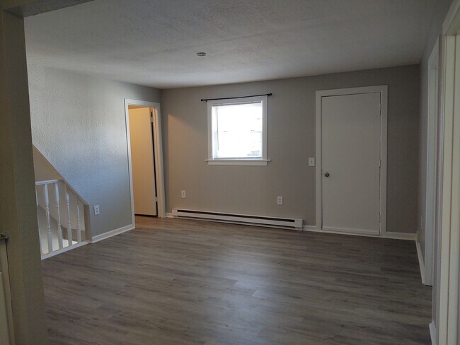 Main Room - 111 Elm St