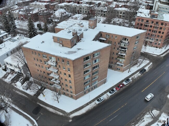 3D Exterior - 10 Rosemount