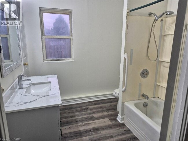 Building Photo - 69 Ontario St