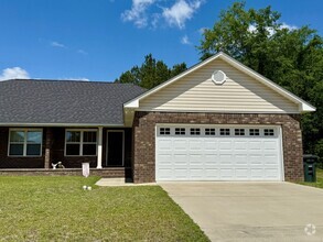 Building Photo - 3652 Beacon Dr