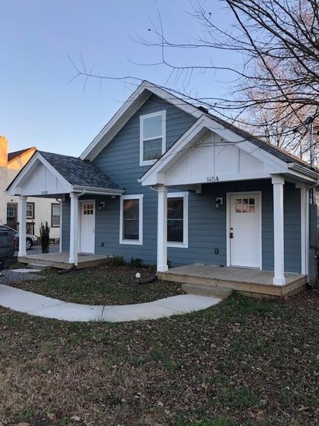 Primary Photo - 145 E Park Ave