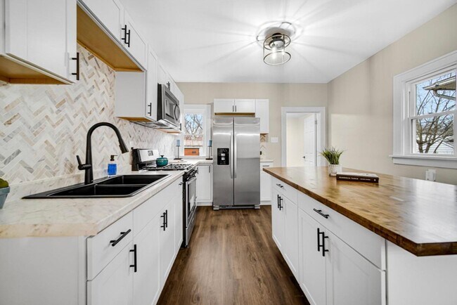 Foto del edificio - Furnished Home Totally Remodeled