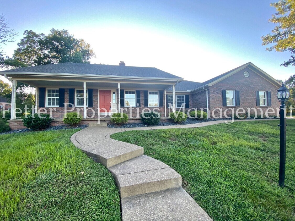 Foto principal - Beautiful 3 Bedroom Northside Home!