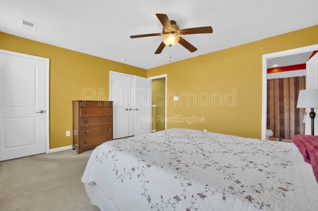 Foto del edificio - 7402 Smoothbore Ln