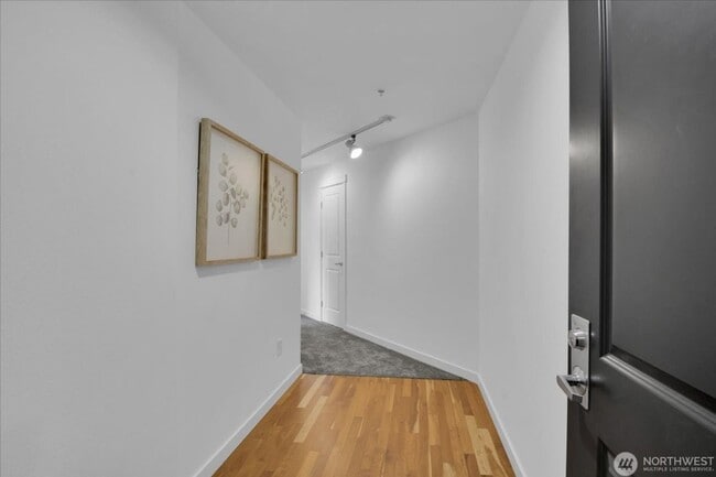 Foto del edificio - 1909 10th Ave W