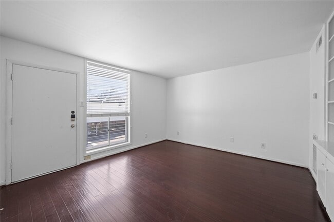 Photo - 5123 Del Monte Dr Apartment