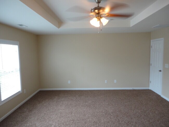 Foto del edificio - 88 Killington Dr