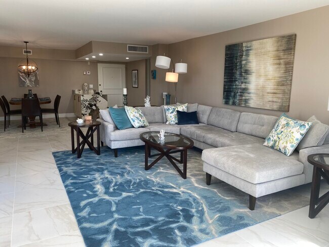 Foto del edificio - 2220 S Ocean Blvd