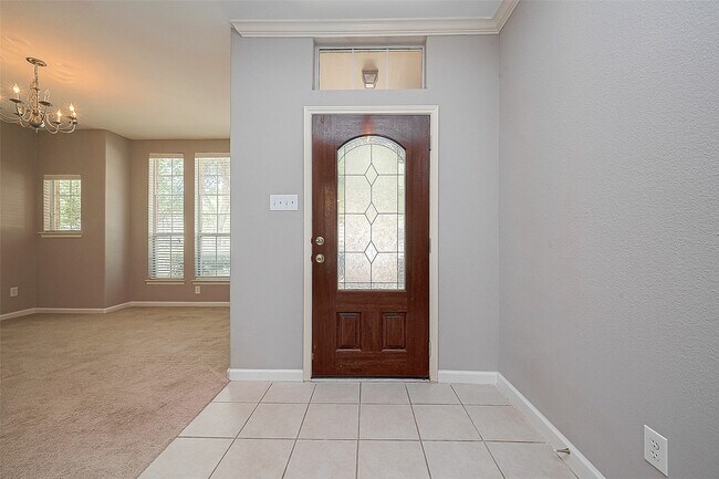 Foto del edificio - 5203 Heatherdawn Ct